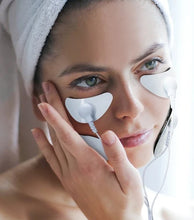 Cargar imagen en el visor de la galería, Masajeador y estimulador facial de última generación SKINLASH™